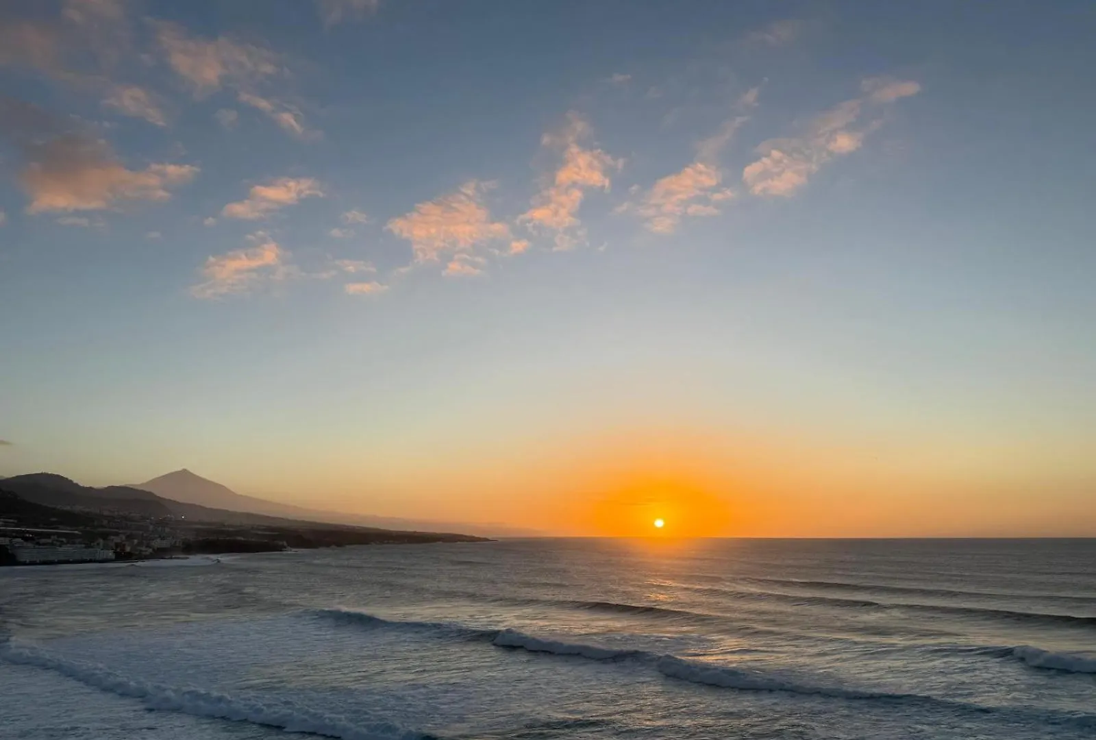 Altagay, apartamento frente al mar, vistas a El Teide Punta Del Hidalgo 0*,  España