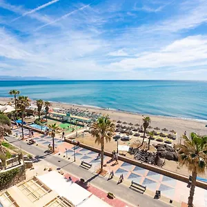 https://top2stay-la-roca.1costadelsol.com